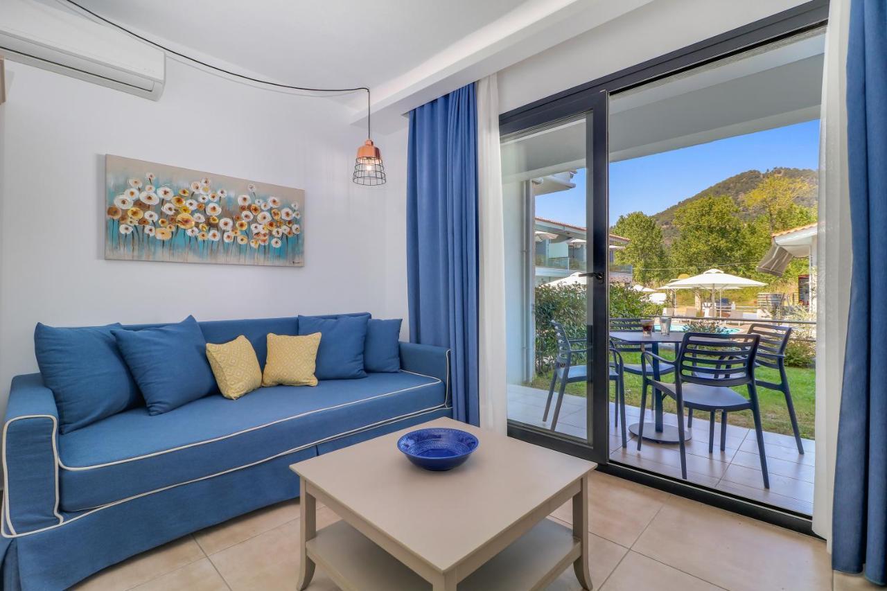 Theros Villas & Suites Chrysi Ammoudia Exteriér fotografie